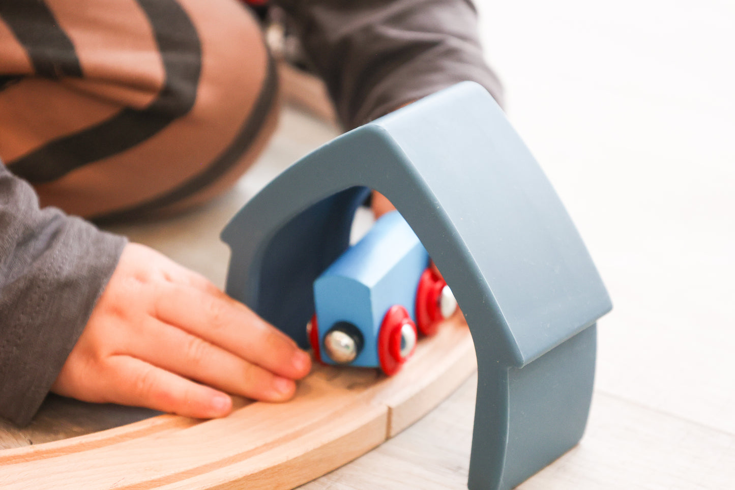 Silicone Stacking Houses