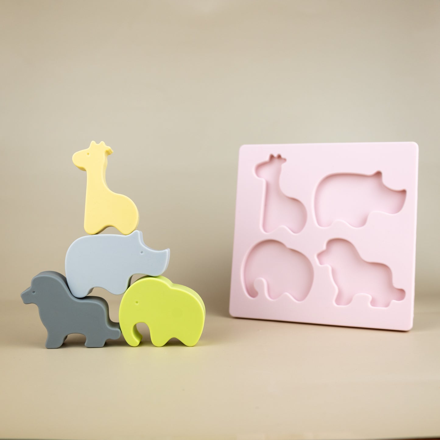 Silicone Safari Shape Puzzle – Food-Grade Silicone Safari Animals & Base (4-Piece Set)