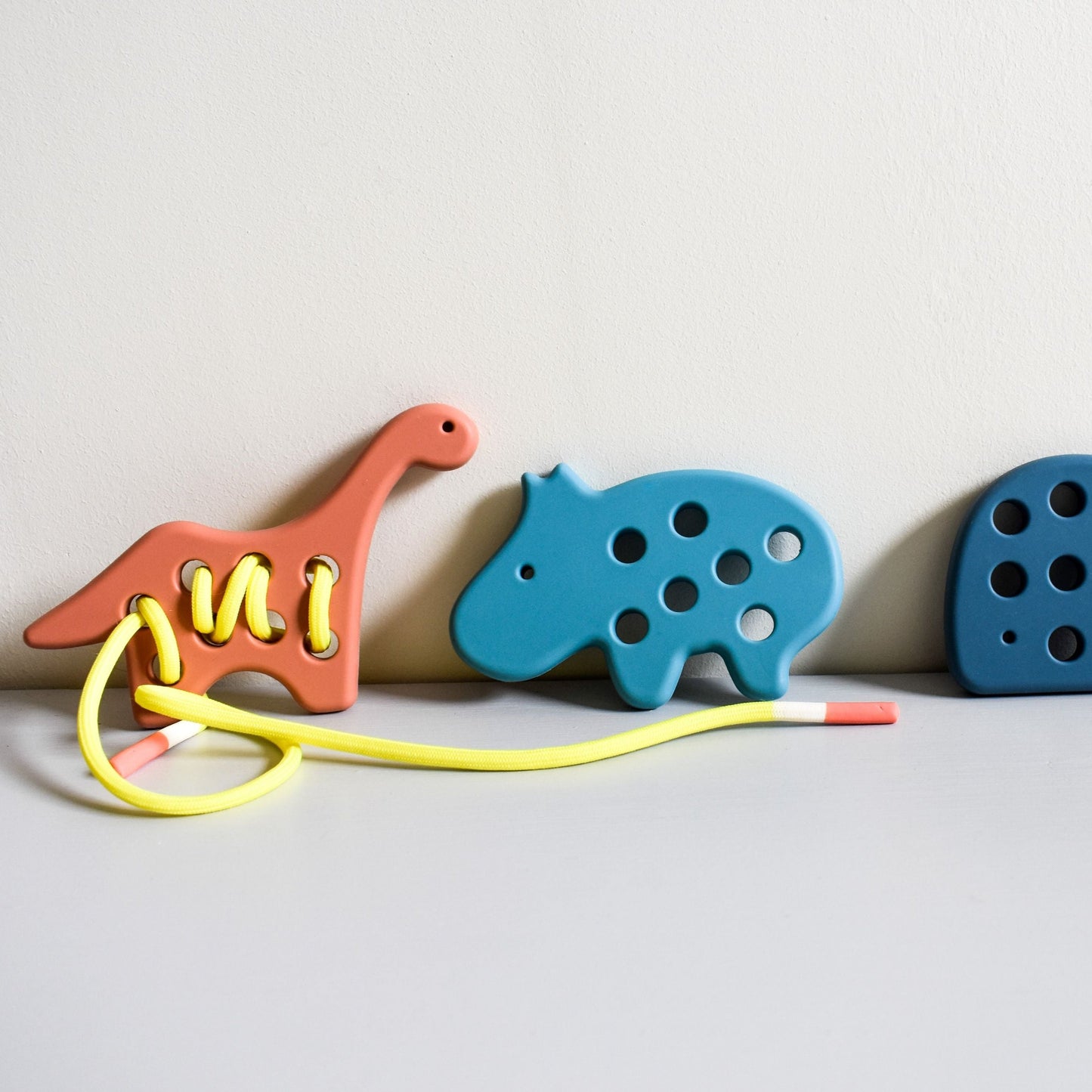 Silicone Animal Threading Toys