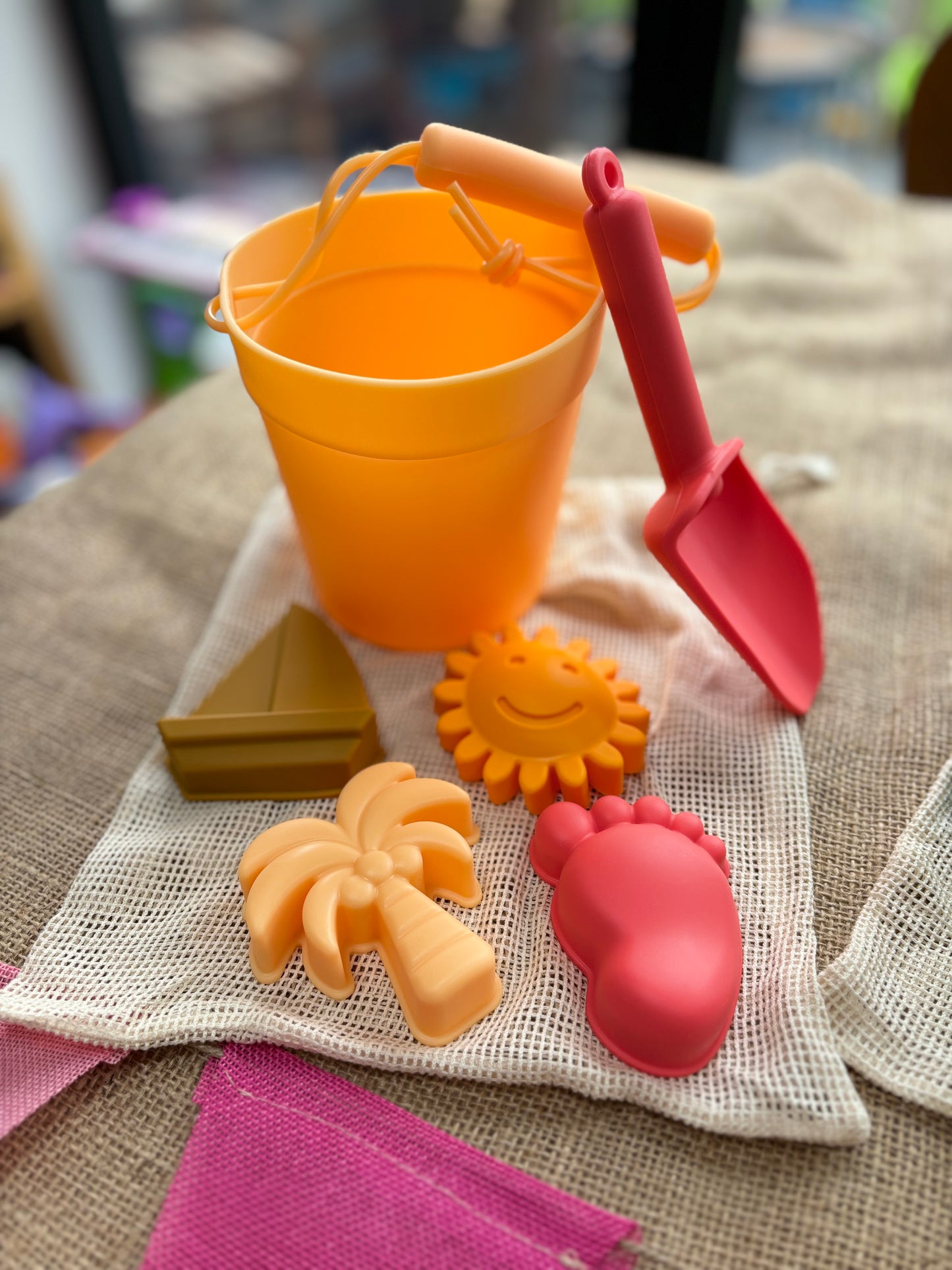 Silicone Bucket and Spades with four shape moulds